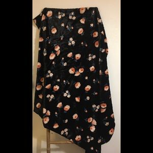 Anthropologie Flora Faux Fur Throw Blanket & Pillow (With Insert) Set